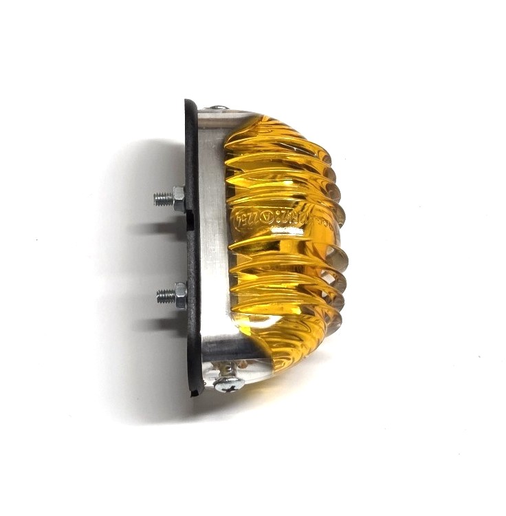 Blinker - Blinkleuchte mit Chromeffektrand