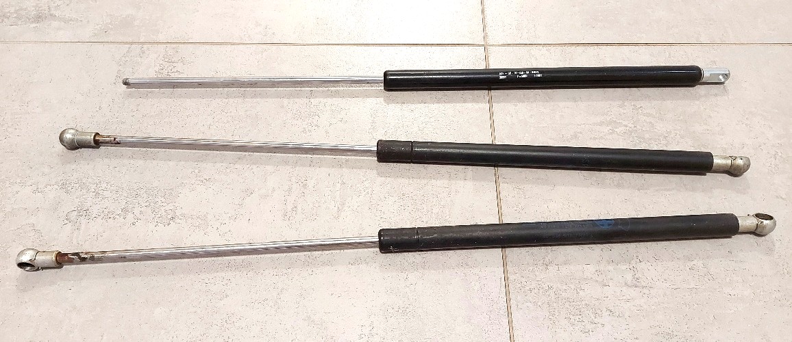 Gasdruckdämper 630 mm