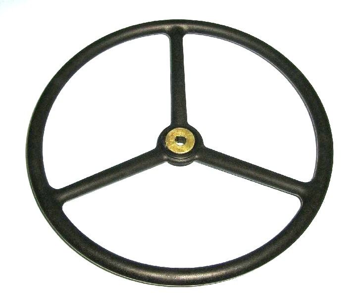 Lenkrad MF 25, 30, 130